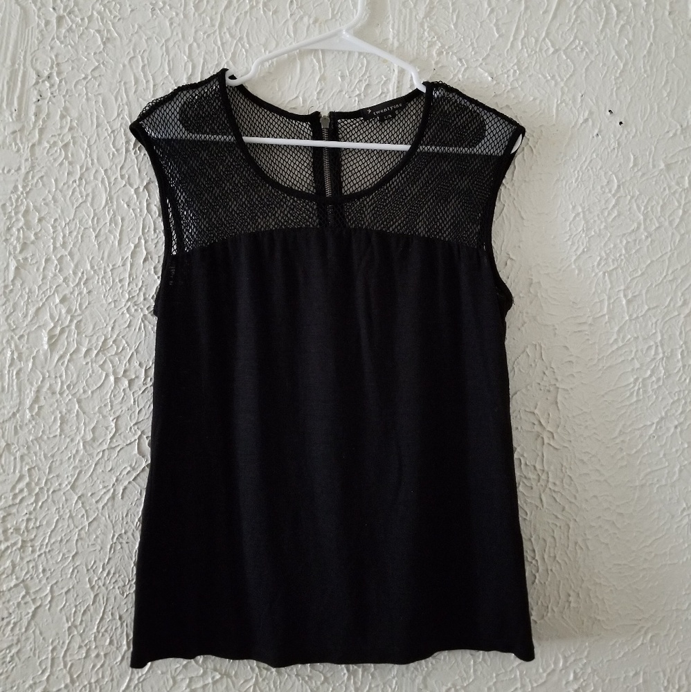 BLACK MESH TOP